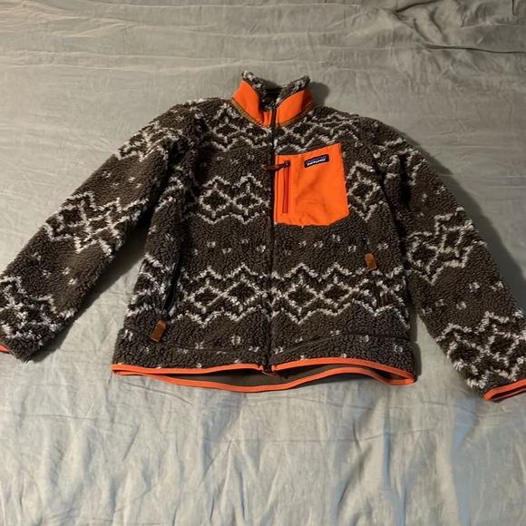 Patagonia Classic Retro-X Jacket - Picture 2 of 8